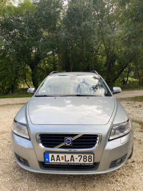 Elad Volvo V50