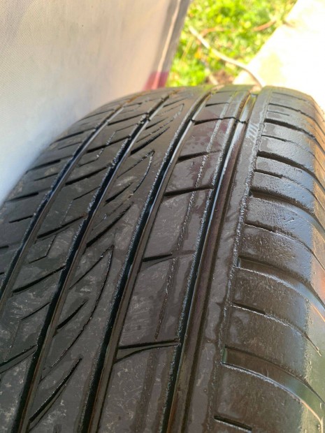 Eladó Volvo XC60 Gyári Méretű Dezent Alufelni 235/55 R18 gumival