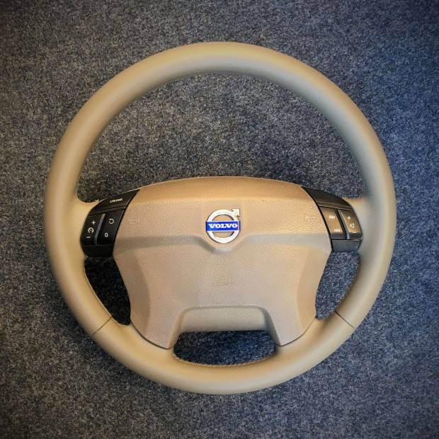 Elad Volvo XC90 hibtlan baige brkormny. 34000ft. Bp/posta