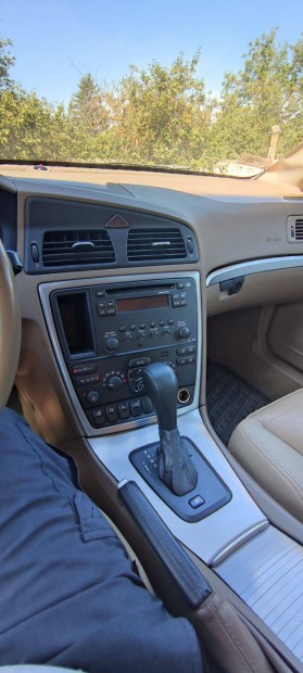 Elado Volvo v70