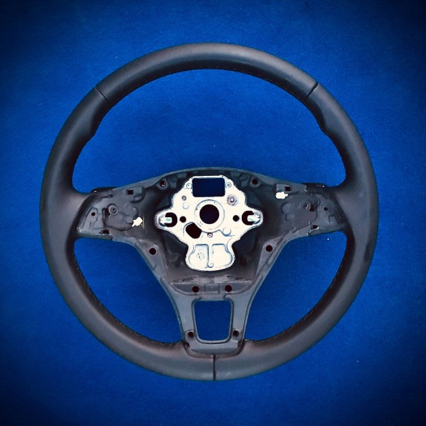 Eladó Vw Amarok T6 Multivan Tansporter új F1 váltófüles kormány