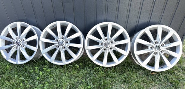 Elad Vw gyri golf 7 alufelni 17" 5x112
