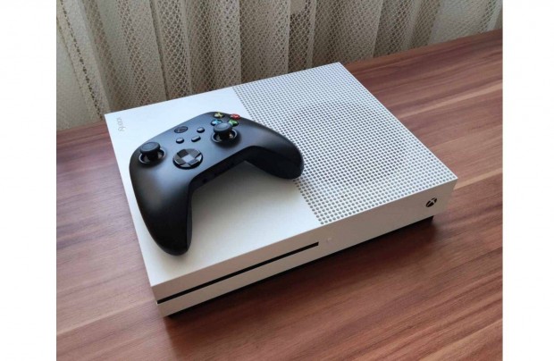 Elad Xbox ONE S 500GB lemezes verzi