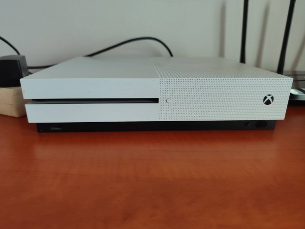 Elad Xbox One S 1tb