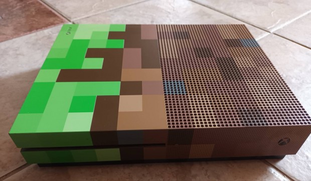 Elad Xbox One S Minecraft edition 1TB konzol+ Rainbow six siege jtk