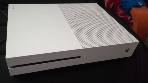 Elad Xbox One S (1tb)