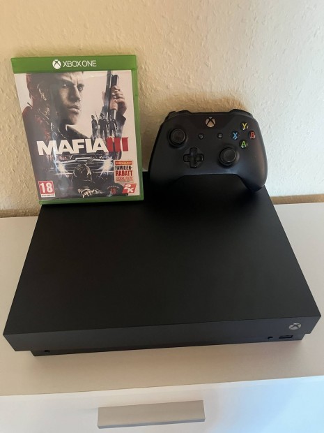 Eladó Xbox One X 1TB + Kontroller + Mafia III - 60.000 Ft