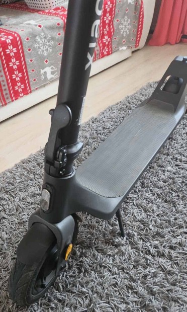 Elad Xiaomi Electrix scooter 4 lite (2 Gen Eu) elektromos roller