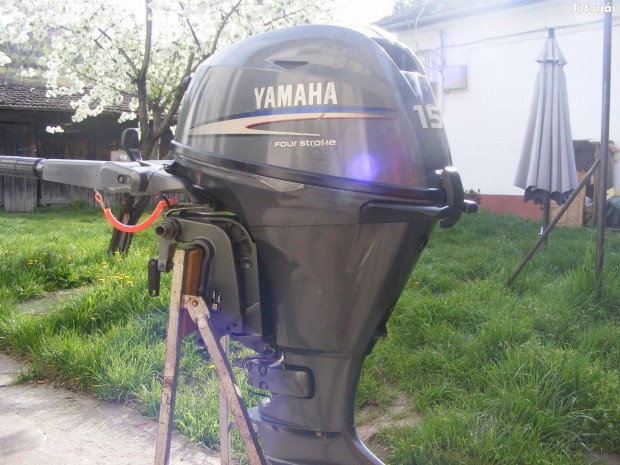 Eladó Yamaha 15LE rövid csizmás csónakmotor 9.9 matricával