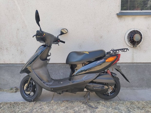 Eladó Yamaha Jog SA39J (2007) 4T műszakilag megbízható 4 ütemű robog