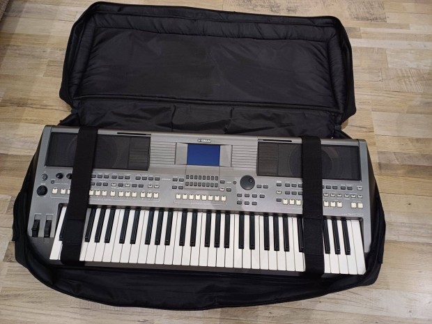 Elad Yamaha PSR-S 670 szintetiztor