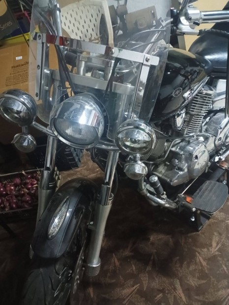 Elad� Yamaha xvs drag star 1100