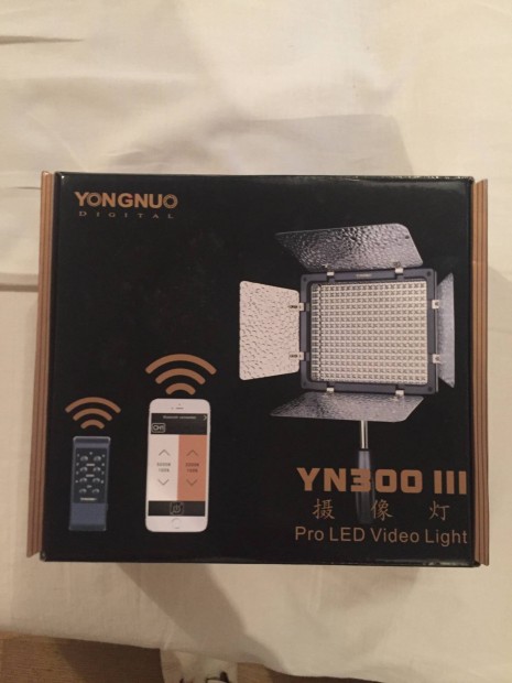 Eladó Yongnuo Yn3000 III bi-color LED videólámpák komplett szett