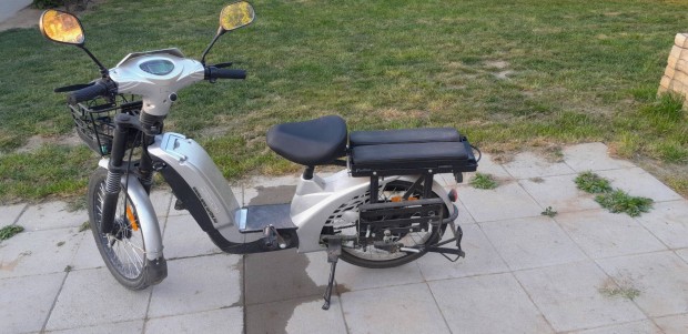 Eladó Z-Tech elektromos kerékpár
