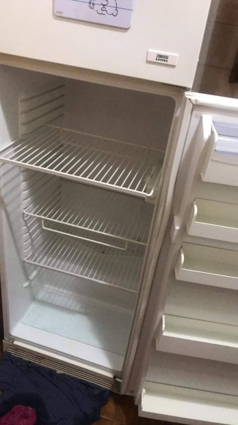 Elad Zanussi lehel htgp/ refrigerator