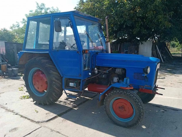Elad Zetor5611