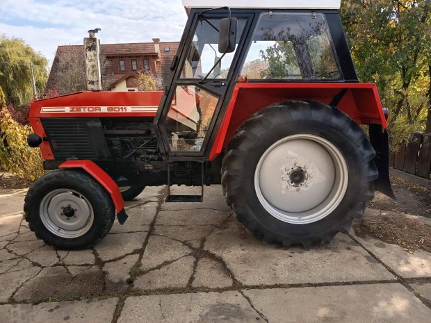 Elad� Zetor 8011!