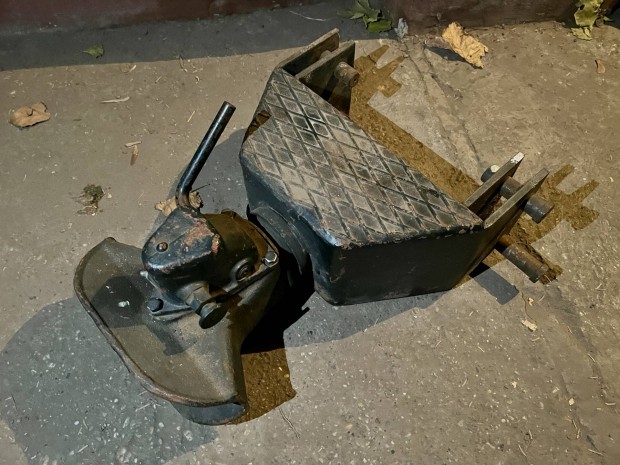 Elad Zetor automata vonfej 