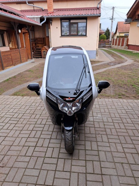 Elad Ztech ZT-95 elektromos Moped aut