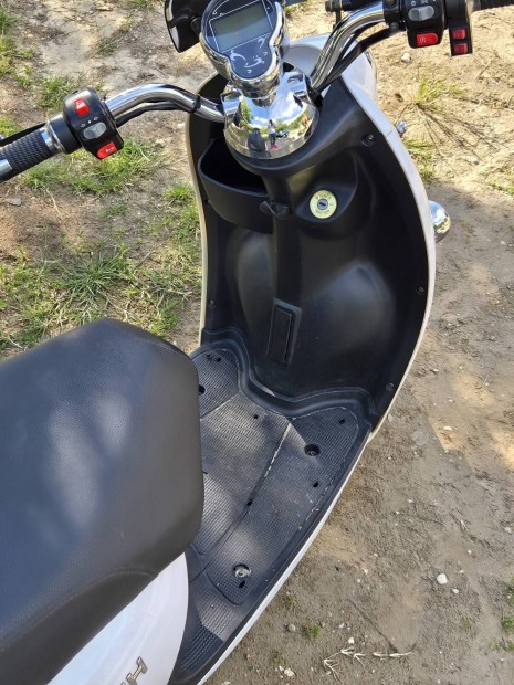 Elad Ztech akumltoros motor