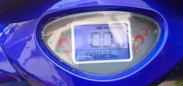 Eladó Ztech yadea elektromos bicikli