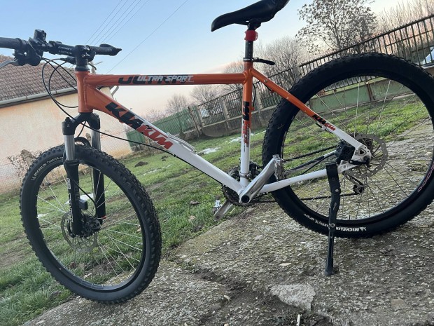 Elad  26-os ktm kerkpr 