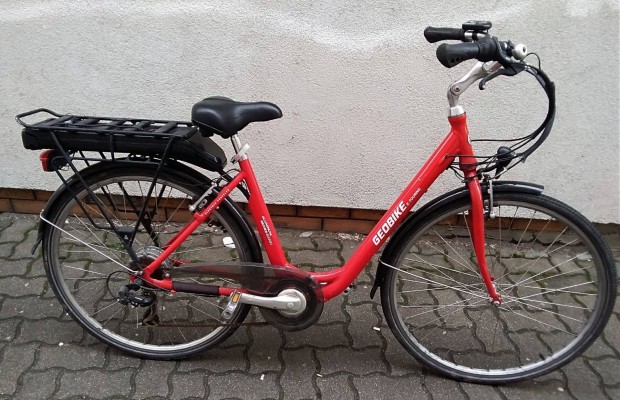 Elad�, 28" elektromos ker�kp�r r�seg�t�ses , kulcs t�lt� van