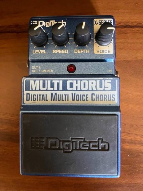 Eladó! 2 DB (USA) Gitár Efect És Ibanez Jazz Gitár Ára:150.000 Forint