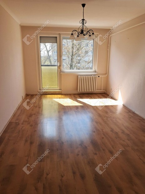 Elad�  53 nm-es 2 szoba hallos lak�s rendezett t�rsash�zban B�nhid�n!