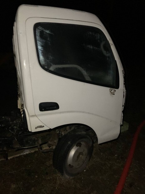 Elado! Ajto kilincsek ! Ajtók! Dyna Toyota