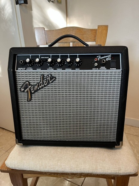 Elad! Fender 15 W-os gitrerst ra 20 000 Ft