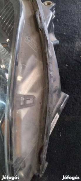 Elad! Ford Focus jobb els fnyszr fotkon lthat llapotban