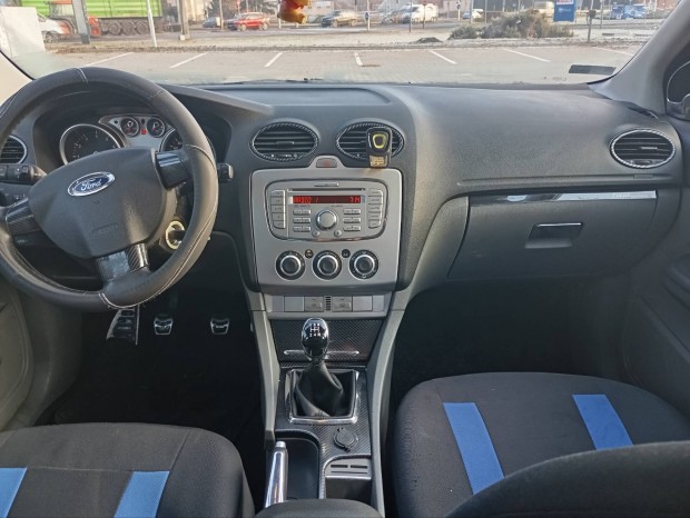 Elad!!Ford focus Mk2.5!