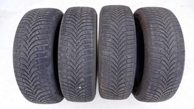 Elad�. Hankook 195/65 R15 t�li gumi garnit�ra