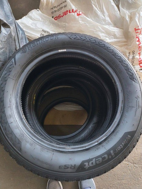 Eladó! Hankook Winter I-Cept RS3 185/60R15 téligumi