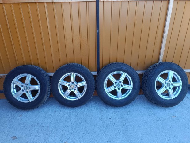 Elad. IX35/Kia Sportage