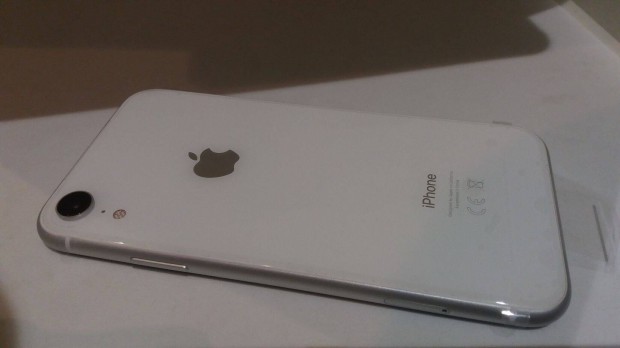 Elad: Karcmentes Apple iphone XR - 128GB - 100% - Fehr sznben ! !