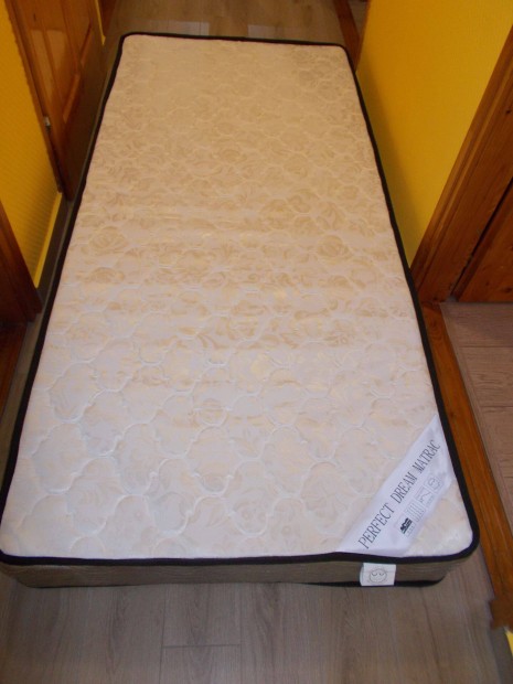 Eladó (Méret Miatt)Tiszta Új,Sosem használt,(90X200)Rugós Matrac