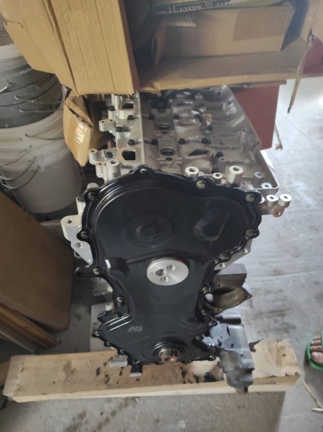 Elad  Nissan Navara motor blokk 