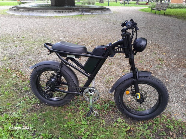 Elad: Riding times Z8 elektromos fatbike