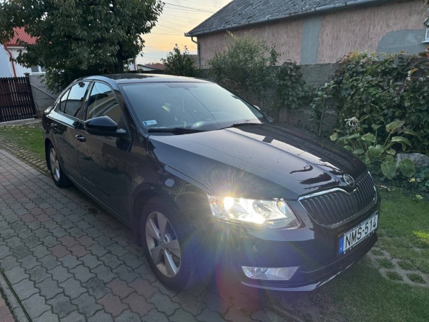 Elad! Skoda Octavia