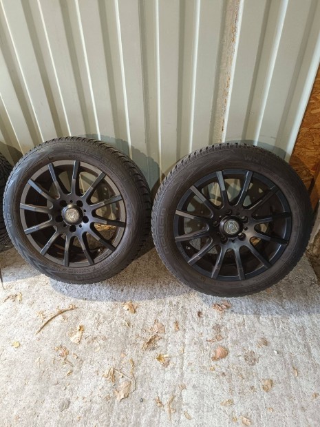 Elad. Toyota alufelni tli gumival egytt