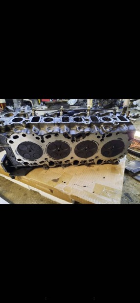 Elado ! Motor motor Alktreszek Dyna Toyota