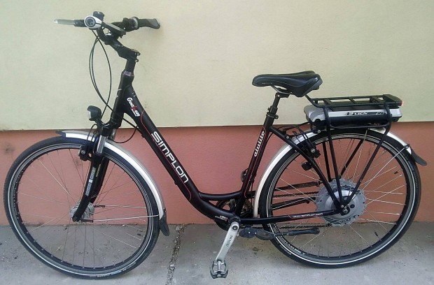 Eladó, elektromos , gyári állapotban, erős akkumlátoral