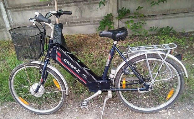 Eladó, elektromos kerékpár 26" használható lítium akuval!