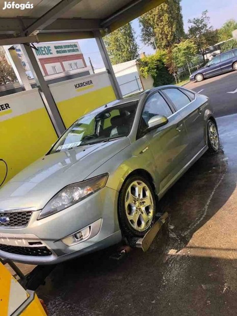 Elad, gyri Ford Mondeo Mk4 Lgszr hz