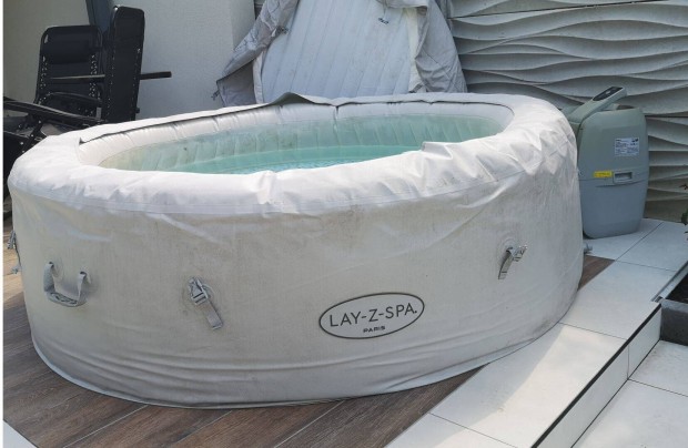 Eladó, használt Bestway Lay-Z-Spa Jacuzzi fűtő és keringető szivattyú