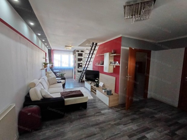 Eladó, szolnoki extra színvonalú lakás a belváros szívében!
