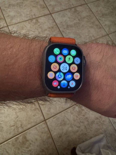 Elad a kpeken lthat Apple Watch ultra!