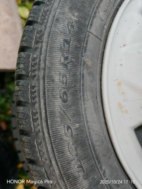 Eladó a képeken látható opel Corsa b alufelni téli gumi
